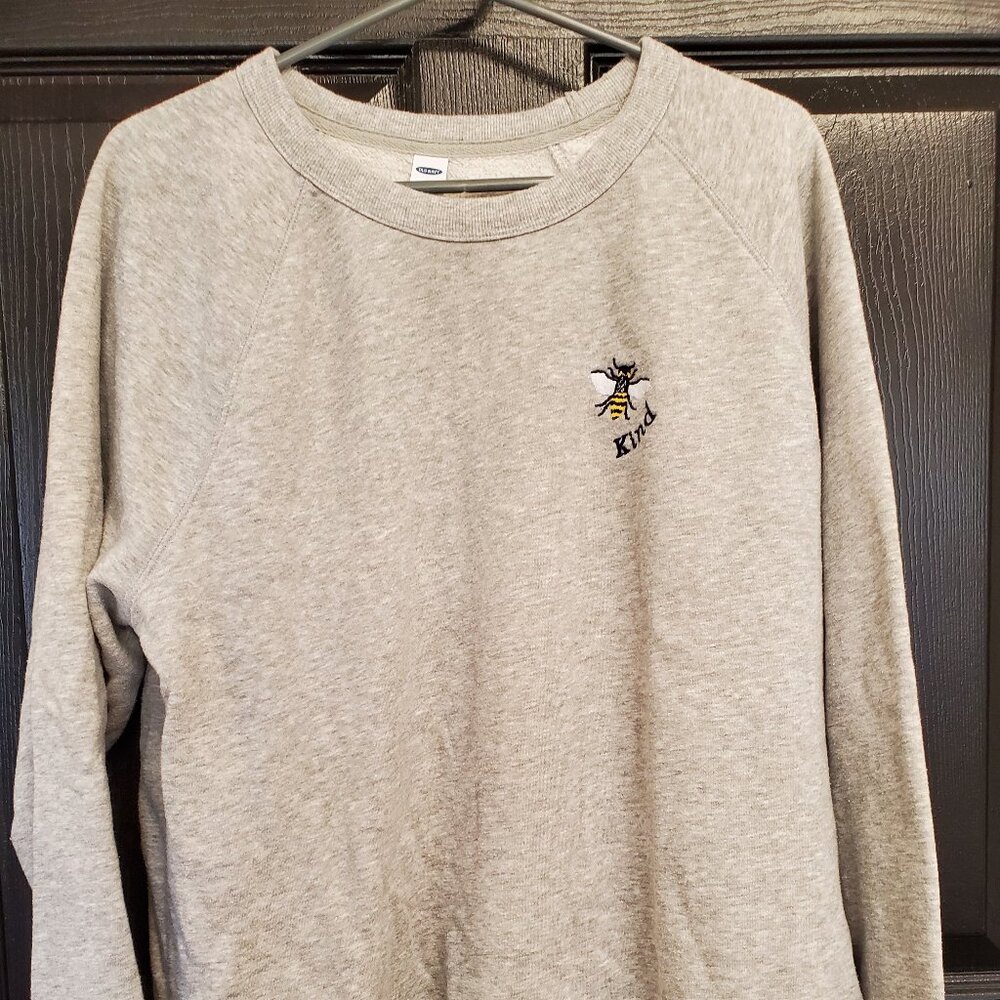 Old Navy Bee Kind Gray Sweatshirt